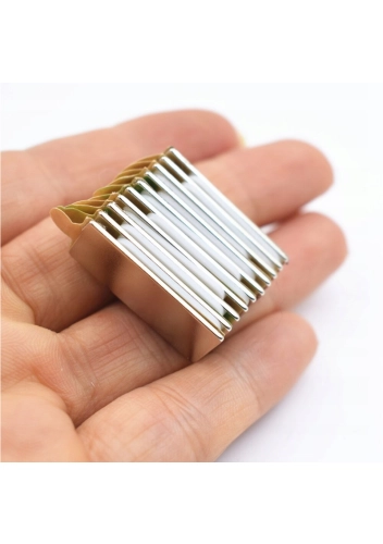 Magnes samoprzylepny z klejem 40x15x2mm N+S 2 mocne magnesy pod tablice 3M